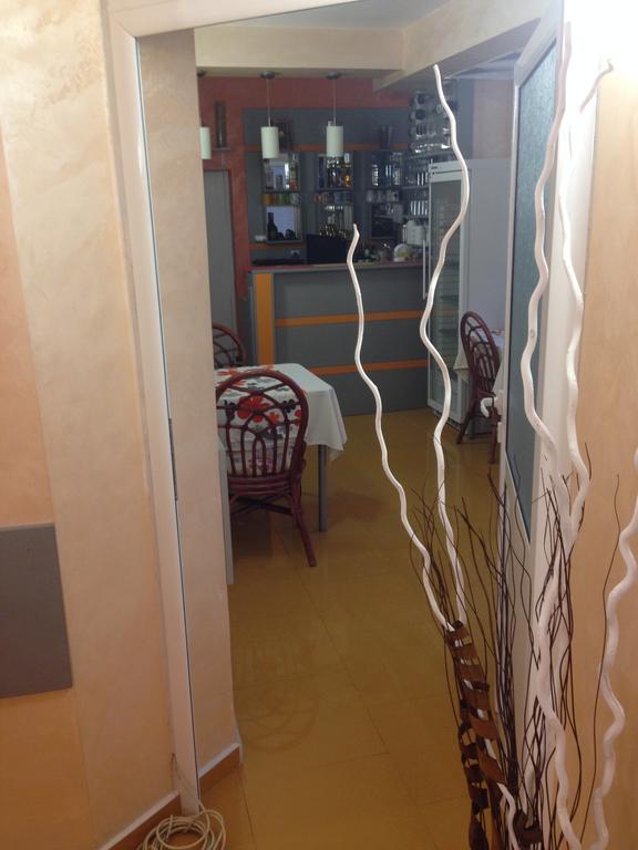 Hotel Biju Burgas Екстер'єр фото